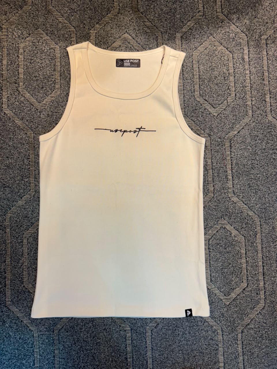 Regata Off white Use Post